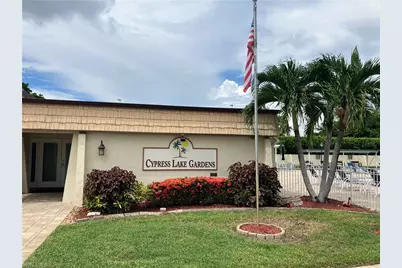 116 Gledhill Ct, Fort Myers, FL 33919 - Photo 1
