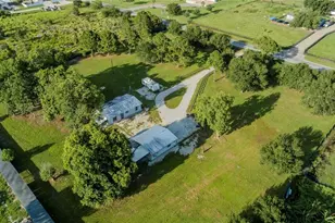 1659 Crescent Ave, Labelle, FL 33935 - Photo 7