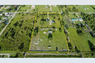 1659 Crescent Ave, Labelle, FL 33935 - Photo 5