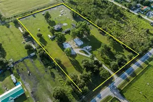 1659 Crescent Ave, Labelle, FL 33935 - Photo 3