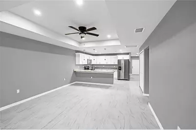 3510 S Grimsley Ct, Fort Myers, FL 33916 - Photo 3