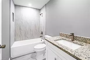 3510 S Grimsley Ct, Fort Myers, FL 33916 - Photo 11