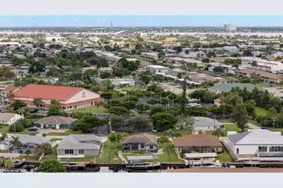 4550 SE 6th Ct, Cape Coral, FL 33904 - Photo 33
