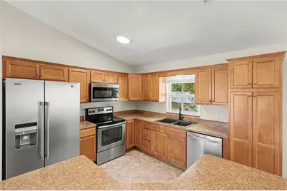 918 Gleason Pkwy, Cape Coral, FL 33914 - Photo 3