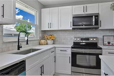 13820 1st St, Fort Myers, FL 33905 - Photo 9