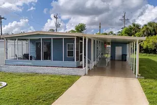 2984 Longview Ln, North Fort Myers, FL 33917 - Photo 3