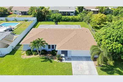 926 SE 26th Ter, Cape Coral, FL 33904 - Photo 27