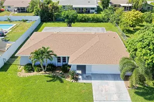 926 SE 26th Terrace, Cape Coral, FL 33904 - Photo 27