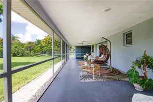 926 SE 26th Terrace, Cape Coral, FL 33904 - Photo 21