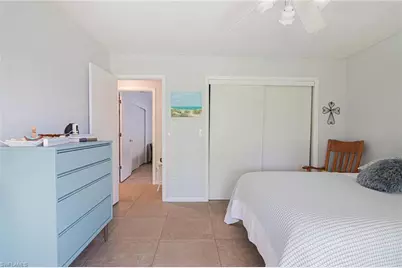 926 SE 26th Ter, Cape Coral, FL 33904 - Photo 9