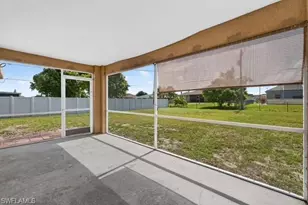 903 SE 5th Ave, Cape Coral, FL 33990 - Photo 21