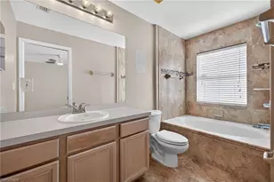 903 SE 5th Ave, Cape Coral, FL 33990 - Photo 15