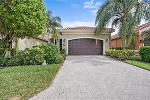 12016 Five Waters Cir, Fort Myers, FL 33913 - Photo 3