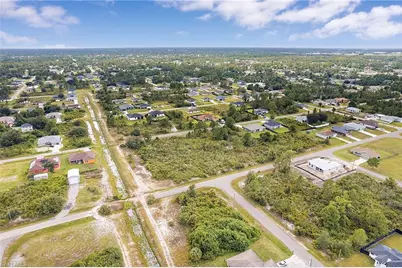 4600 Hanna Ave N, Lehigh Acres, FL 33971 - Photo 7