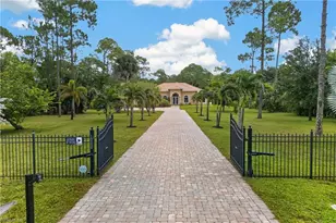 1360 29th St SW, Naples, FL 34117 - Photo 3