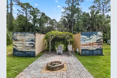 1360 29th St SW, Naples, FL 34117 - Photo 35