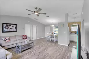 1210 NE 5th Pl, Cape Coral, FL 33909 - Photo 5
