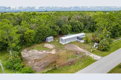 8352 Barbie Ln, North Fort Myers, FL 33917 - Photo 3