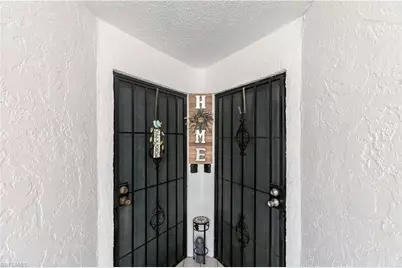 6775 Lake McGregor Cir, Fort Myers, FL 33919 - Photo 5