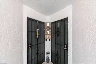 6775 Lake McGregor Cir, Fort Myers, FL 33919 - Photo 5