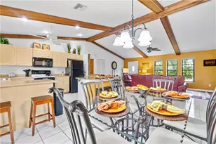 1538 SW 49th St, Cape Coral, FL 33914 - Photo 7