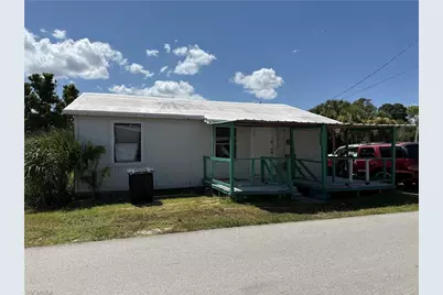 1091 Gamble St, Moore Haven, FL 33471 - Photo 9