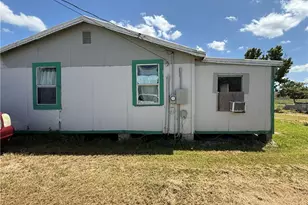 1091 Gamble St, Moore Haven, FL 33471 - Photo 11