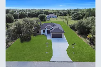 1717 Roosevelt Ave, Lehigh Acres, FL 33972 - Photo 3