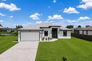 29 NE 5th Terrace, Cape Coral, FL 33909 - Photo 1