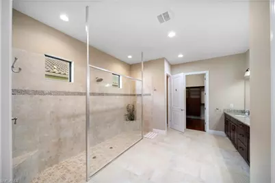 9235 Rialto Ln, Naples, FL 34119 - Photo 27