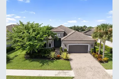9235 Rialto Ln, Naples, FL 34119 - Photo 3