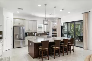 9235 Rialto Ln, Naples, FL 34119 - Photo 9