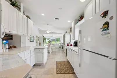 28258 Islet Trl, Bonita Springs, FL 34135 - Photo 5