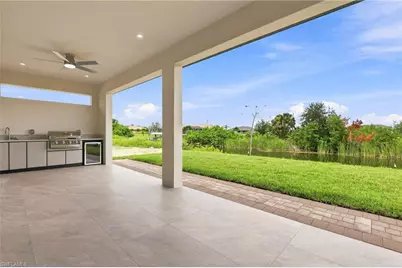 307 NE 15th St, Cape Coral, FL 33909 - Photo 29