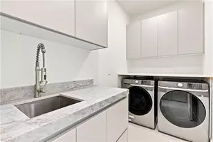 307 NE 15th St, Cape Coral, FL 33909 - Photo 27