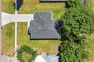 899 Ridgeway Dr, North Fort Myers, FL 33903 - Photo 25