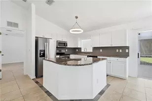 1718 NE 3rd Ave, Cape Coral, FL 33909 - Photo 11