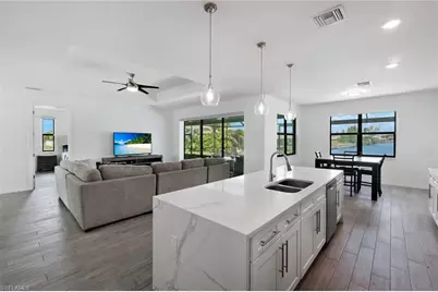 1613 NW 42nd Pl, Cape Coral, FL 33993 - Photo 13