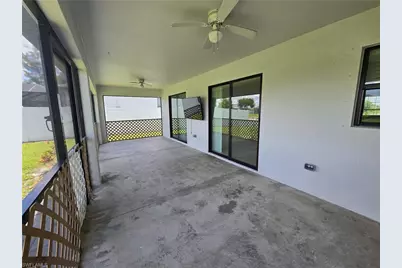 329 SW 21st Ln, Cape Coral, FL 33991 - Photo 31