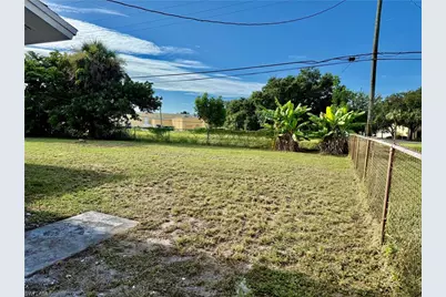 1314 Farmdale St, Lehigh Acres, FL 33936 - Photo 5