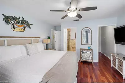 21697/699 Indian Bayou Dr, Fort Myers Beach, FL 33931 - Photo 13