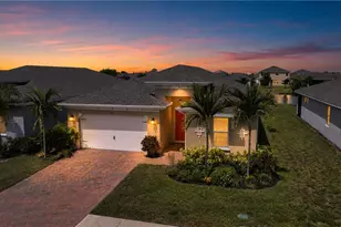 719 Heather Lk Ave, Cape Coral, FL 33993 - Photo 1