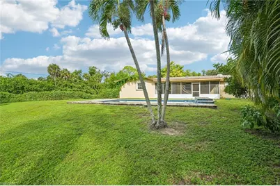 51 Lagoon Dr, North Fort Myers, FL 33903 - Photo 35