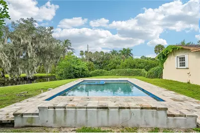 51 Lagoon Dr, North Fort Myers, FL 33903 - Photo 29