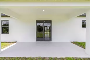 2705 Darlene Pl, Lehigh Acres, FL 33971 - Photo 19