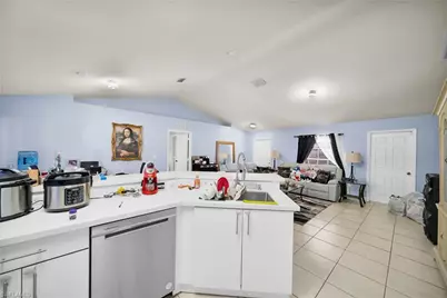 3203 36th St SW, Lehigh Acres, FL 33976 - Photo 9