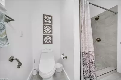 11142 Lakeland Cir, Fort Myers, FL 33913 - Photo 23