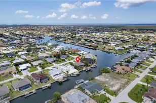 2317 SW 43rd Ln, Cape Coral, FL 33914 - Photo 37