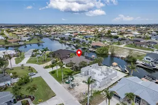 2317 SW 43rd Ln, Cape Coral, FL 33914 - Photo 33