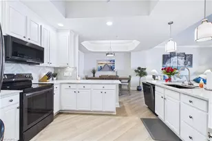 2090 W First St, Fort Myers, FL 33901 - Photo 9